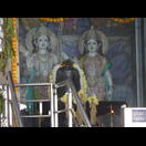 Das Lingam unter der Shiva-Statue